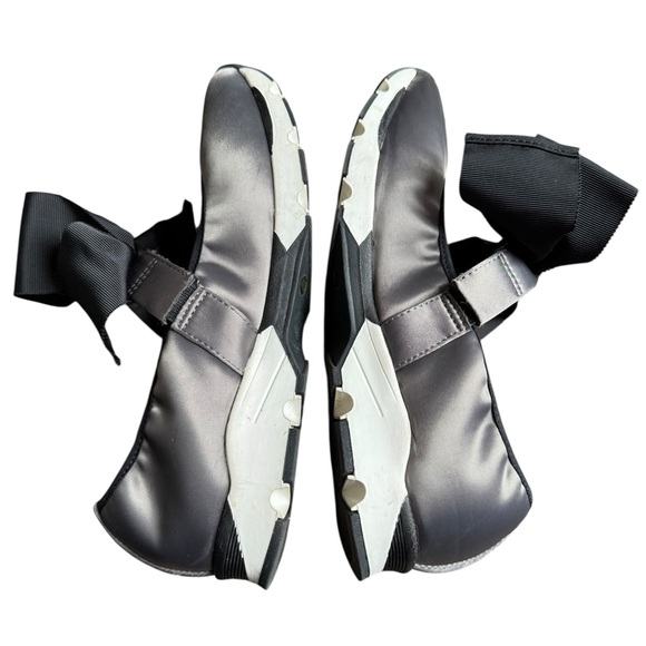 All Black Footwear woman’s bow bow satin sneaker size 40EU - Picture 8 of 12